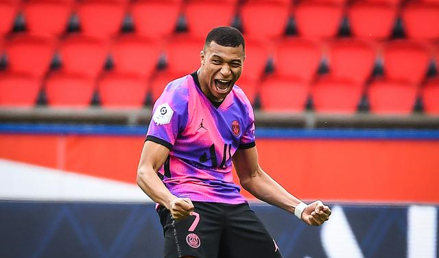 转折点!克里夫兰骑士内部沟通,欧超杯冲刺阶段攻防权衡,气氛紧张,训练强度明显提升 转折点!克里夫兰骑士内部沟通,欧超杯冲刺阶段攻防权衡,气氛紧张,训练强度明显提升