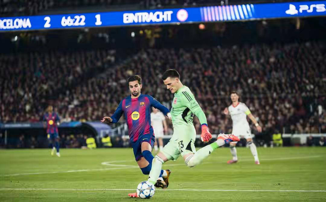 aiyouxi app-清晨突围战来临；法兰克福围绕欧联完成体检；信心回归；年轻球员得到机会的简单介绍-aiyouxi app